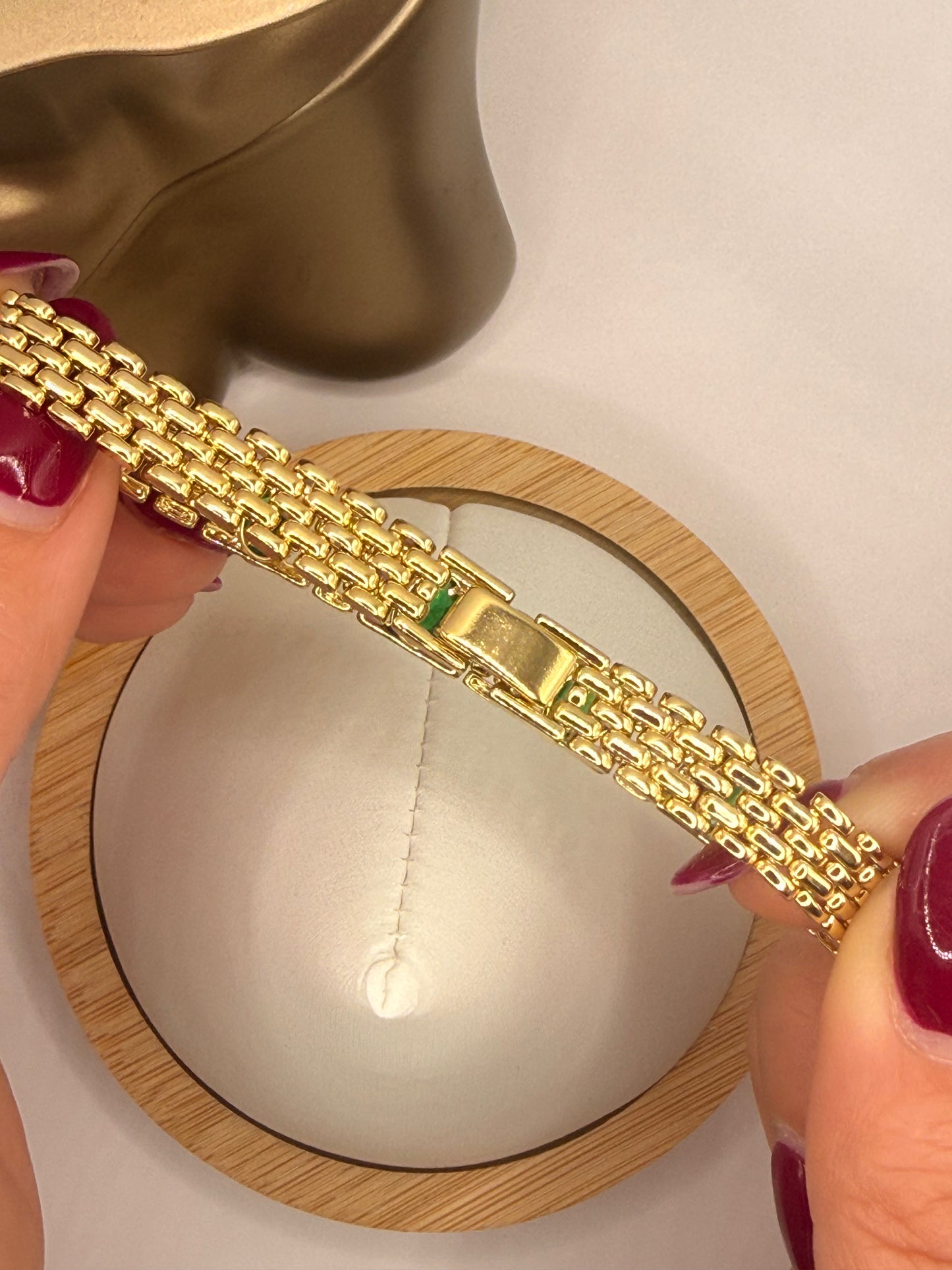 Emerald Green Stones Bracelet